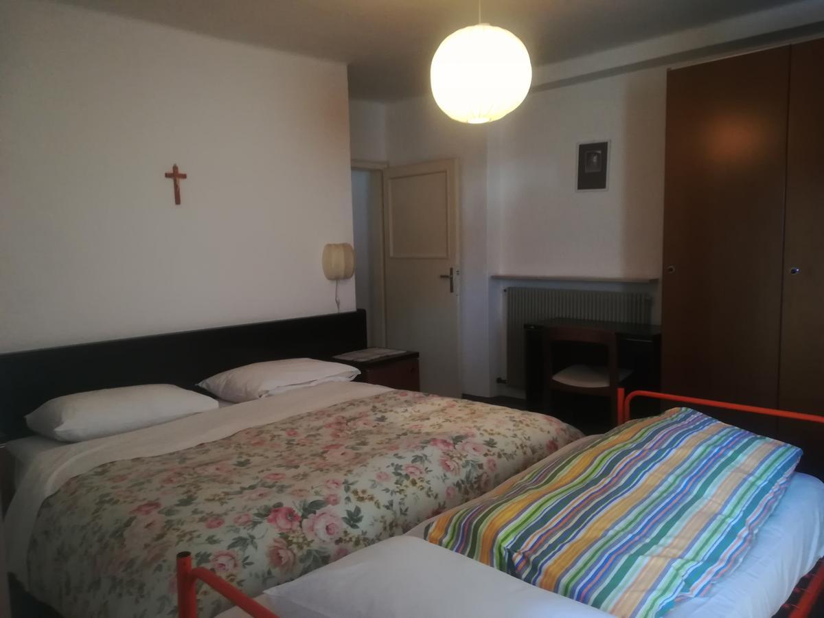 Hotel Roen Ruffre-Mendola المظهر الخارجي الصورة